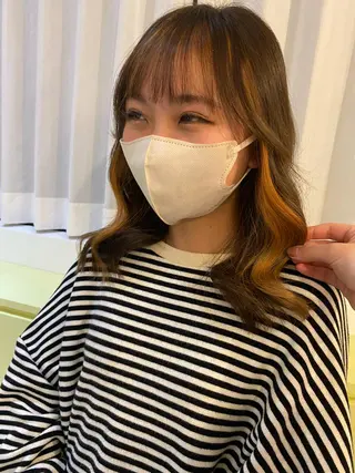 セミロング 伊藤 愛美のヘアスタイル