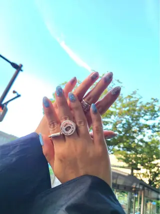 ネイル atelier　FIORITURA所属・FIORITURA aiのネイルデザイン