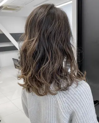 ミディアム 🌟髪質改善ケアカラ ー美髪縮毛矯正y🌟のヘアスタイル