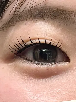 マツエク・マツパ Cure所属・三澤 朱里の眉毛・アイブロウイメージ