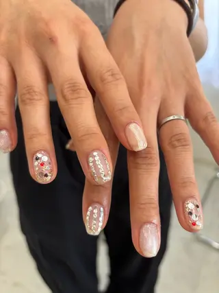 ネイル une／YUKINA 🫧大人nuanceのネイルデザイン