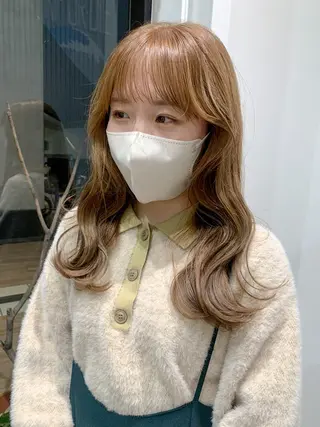 セミロング カラー ヘアアレンジ yuka .のヘアスタイル