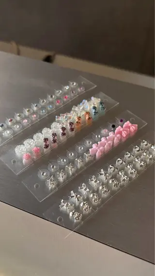 艶カラー/レイヤー /メンズ/マツエクのヘアスタイル