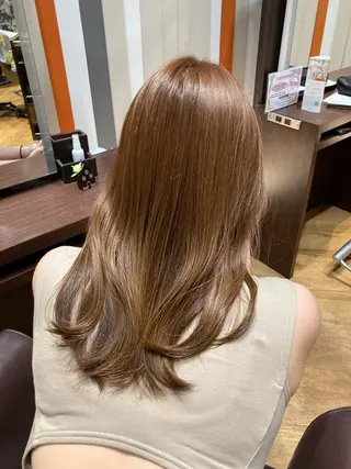 セミロング パシフィックダズール 神戸ウエスト所属・加藤 桃果のヘアスタイル