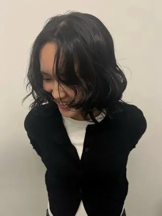 ミディアム カラー yuan tanakaのヘアスタイル