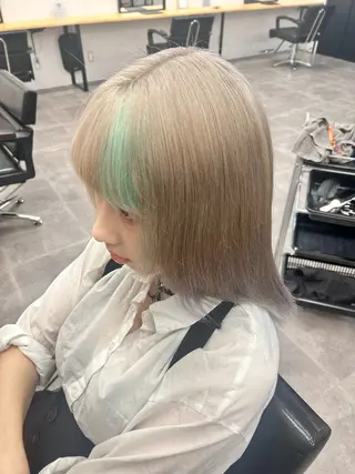 セミロング エクステ/ハイトーン /ミサキのヘアスタイル