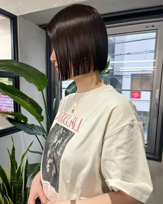 ミディアム 横浜/ショート/ レイヤーカットのヘアスタイル