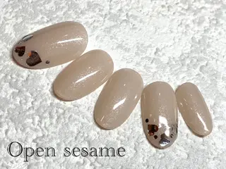 ネイル 遠藤 志乃のネイルデザイン