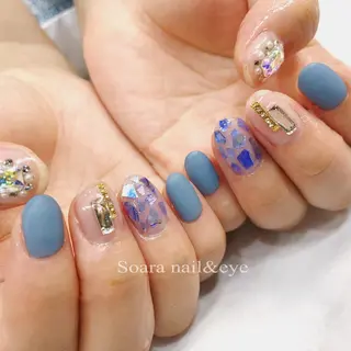 ネイル Salon Cleve所属・T. maoのネイルデザイン