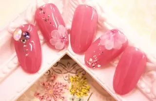 ネイル リラネイル Aikenのネイルデザイン