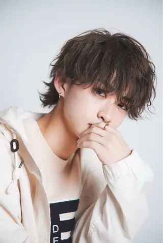 ミディアム カラー メンズ シースルーマッシュ/ メンズ/KYOHEIのヘアスタイル