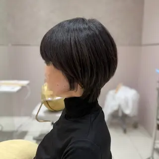 ショート 内田 志乃のヘアスタイル