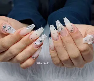 ネイル HIN NAILのネイルデザイン