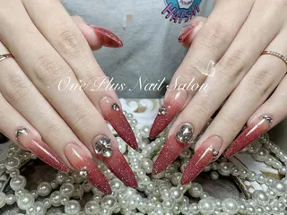 ネイル One Plus キキのネイルデザイン