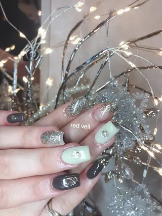 セミロング ネイル 長さ出し専門 nynaのネイルデザイン