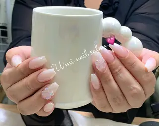 ネイル U·Mi nail salon所属・U·Mi 上野御徒町容のネイルデザイン
