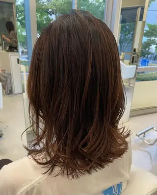 ミディアム 山本 菜月のヘアスタイル