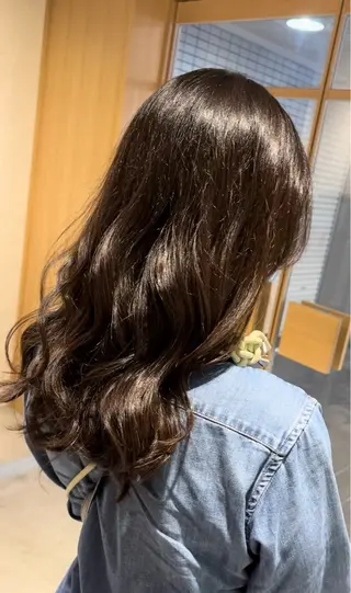 ロング COMMUOVERE瓢箪山店所属・瓦井 慧のヘアスタイル