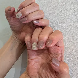 ネイル 6RokuHair（ロクヘアー)所属・門川 茉奈美のネイルデザイン