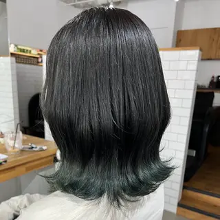 ミディアム ATELIER ZIZI本前花菜のヘアスタイル
