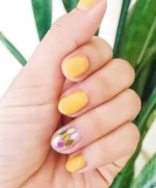 ネイル ゲン レイカのネイルデザイン