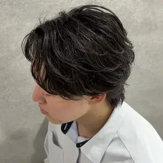 パーマ メンズ 札幌No.1フェザー KAITOのヘアスタイル