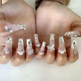 ネイル 💎🐰 saki. m 🐰💎のネイルデザイン