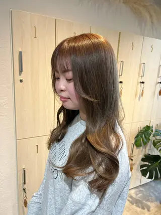 セミロング Miku 🇺🇸のヘアスタイル