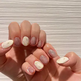 ネイル 黒葛原 めぐみのネイルデザイン