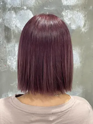 ショート カラー Kro ハイトーン×ブリーチのヘアスタイル