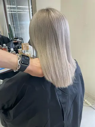 ミディアム カラー職人/上川原 雄飛のヘアスタイル