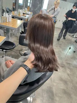 ミディアム カラー ベージュカラー💖 やすひろのヘアスタイル