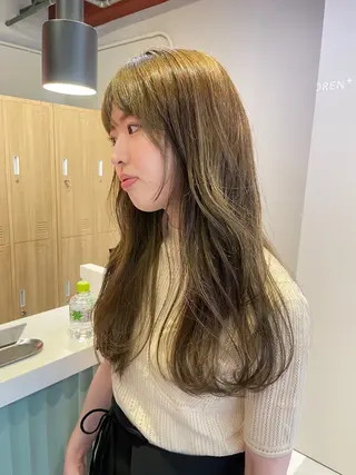 ロング カラー 透明感🎀LOREN エリコ🌈のヘアスタイル