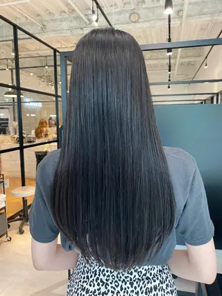 ロング カラー salowin梅田茶屋町suite所属・ハイトーンヘア/ 島崎　タクミのヘアスタイル