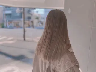 ロング 佐々木 菜摘のヘアスタイル