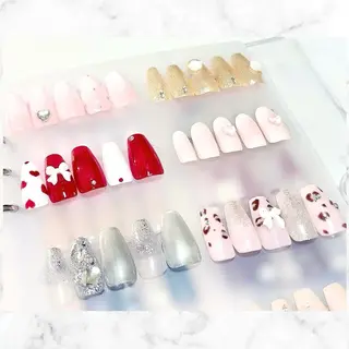 ネイル バストアップサロン LUNAのネイルデザイン