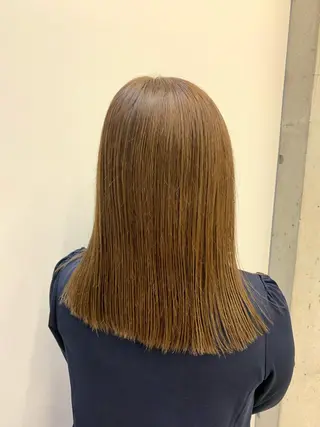 カラー 青柳 有咲のヘアスタイル