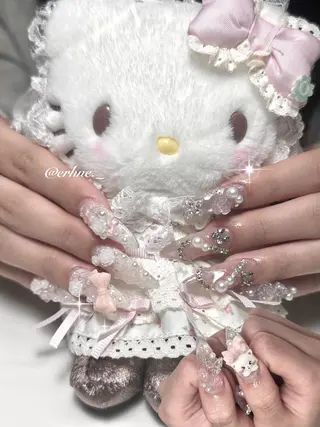 ネイル nail salon ERHNÉのネイルデザイン