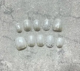 ネイル 二見 晴香のネイルデザイン