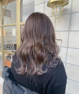 セミロング カラー Aya/四条烏丸/ インナーカラーのヘアスタイル