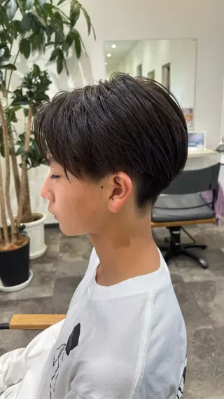 ショート メンズ 鼎一真ハイトーン/ パーマ/何でも屋さんのヘアスタイル