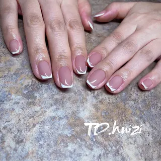 ミディアム めぐみのネイルサロン 惠のネイルデザイン