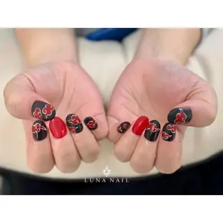 ネイル アトリエ　ミモザ所属・いまむら あかりのネイルデザイン