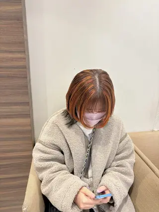 ショート カラー ハイトーンカラー☁️ 西條 楓花のヘアスタイル