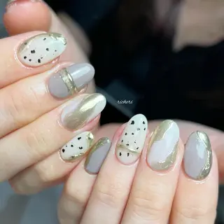 ミディアム ネイル richeri beautyのネイルデザイン
