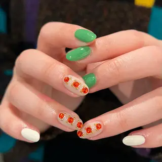 ネイル Nico所属・Nico🌛 Karenのネイルデザイン