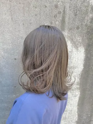 ミディアム カラー motel所属・雰囲気引き出す ✨大人レディのヘアスタイル