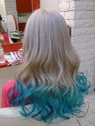 ロング カラー Le Lien カジのヘアスタイル