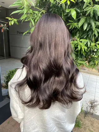 ロング ミルクティー/ SACHIKAのヘアスタイル