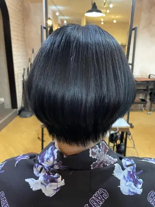カラー MIKU ナチュラルヘア✂️✨のヘアスタイル